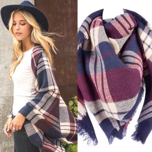 🎉Host pick🎉 Wrap plaid scarf - Picture 3 of 3